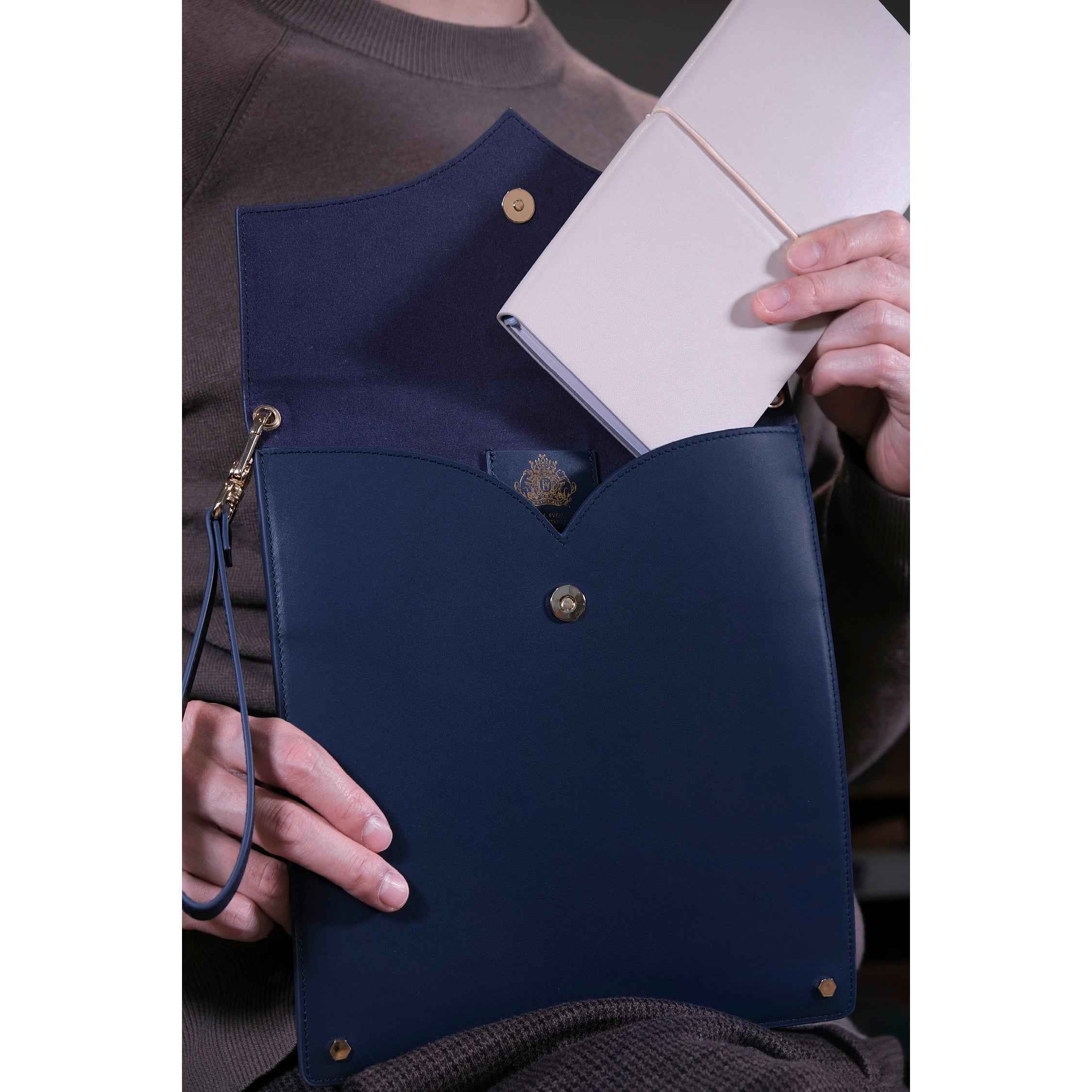 Leather Stationery Collection - The Pendant Folio A5 / Navy - Image 3